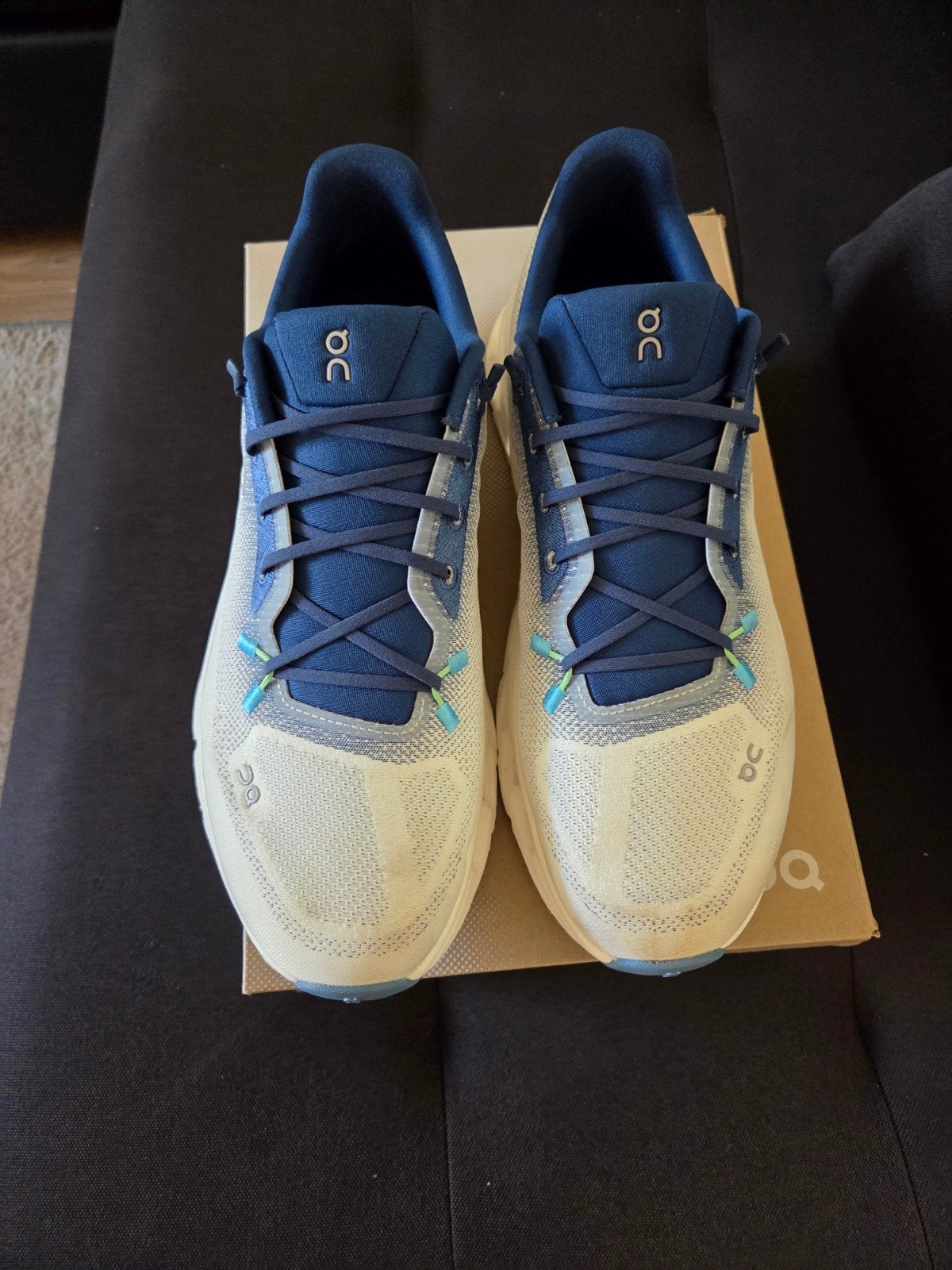 Heren schoenen maat 44 me zoon heeft het maar 2x gedragen, Verzenden, Zo goed als nieuw, Blauw