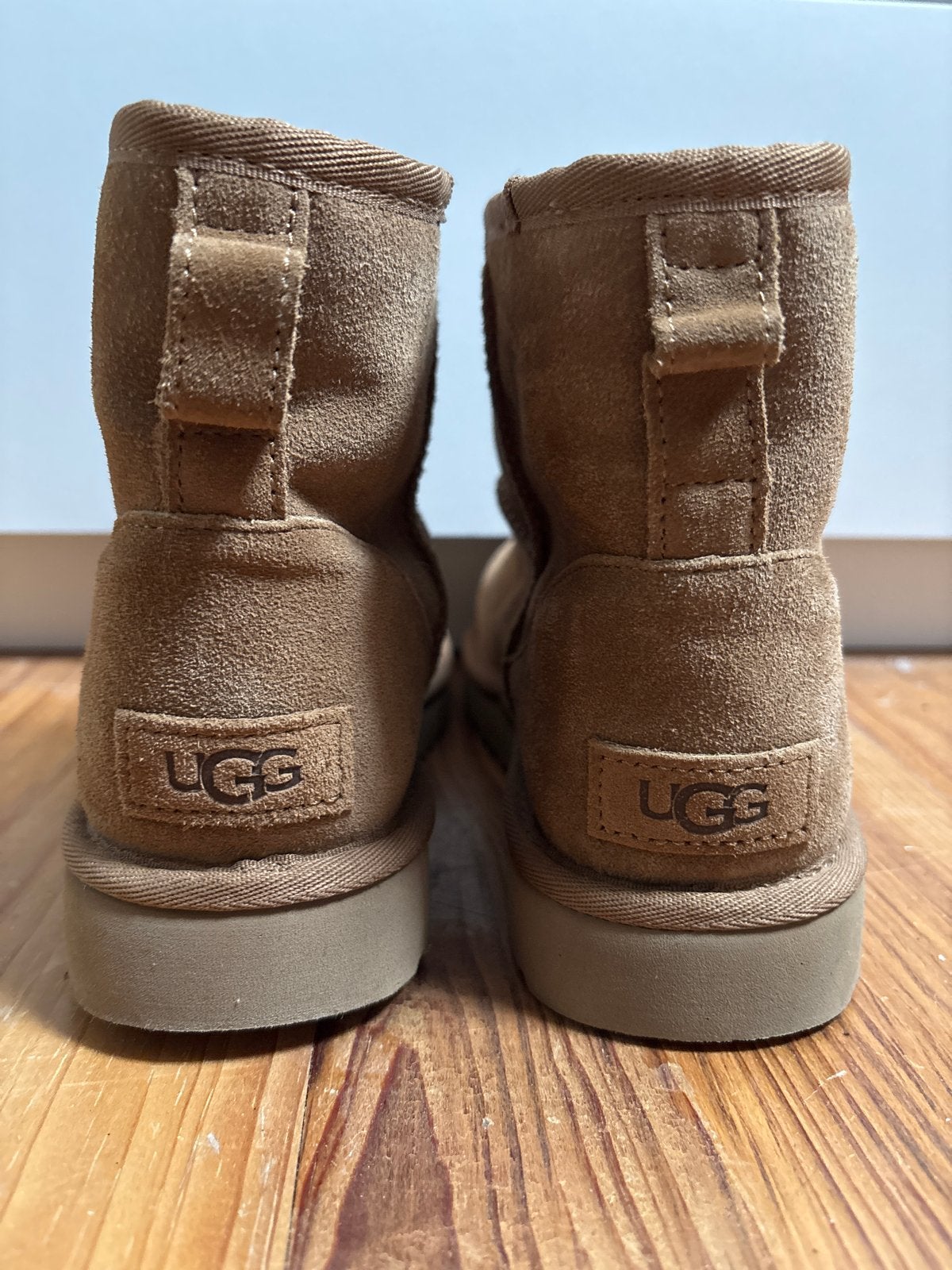 Nieuw Uggs Classic ongedragen Chestnut - Maat 38, Bruin, Lage of Enkellaarzen, Nieuw, Ophalen of Verzenden