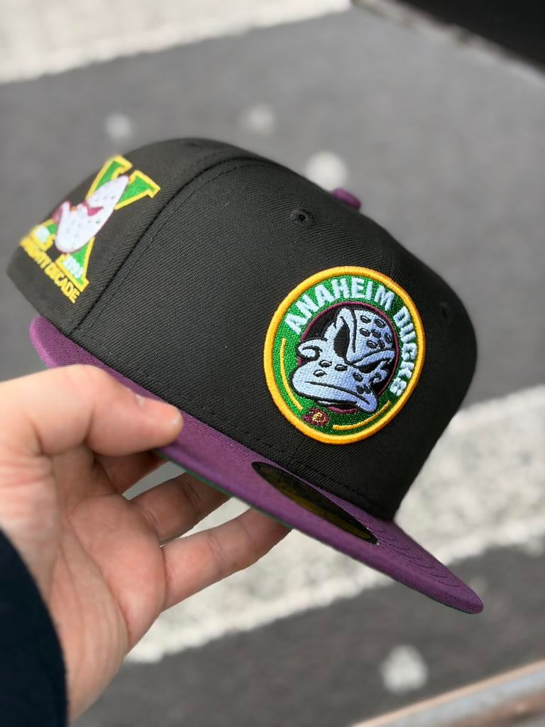 Two tone Anaheim Ducks maat 7 1/4, Ophalen of Verzenden, Nieuw, 58 of 59 cm (L, 7¼ of ⅜ inch), Pet