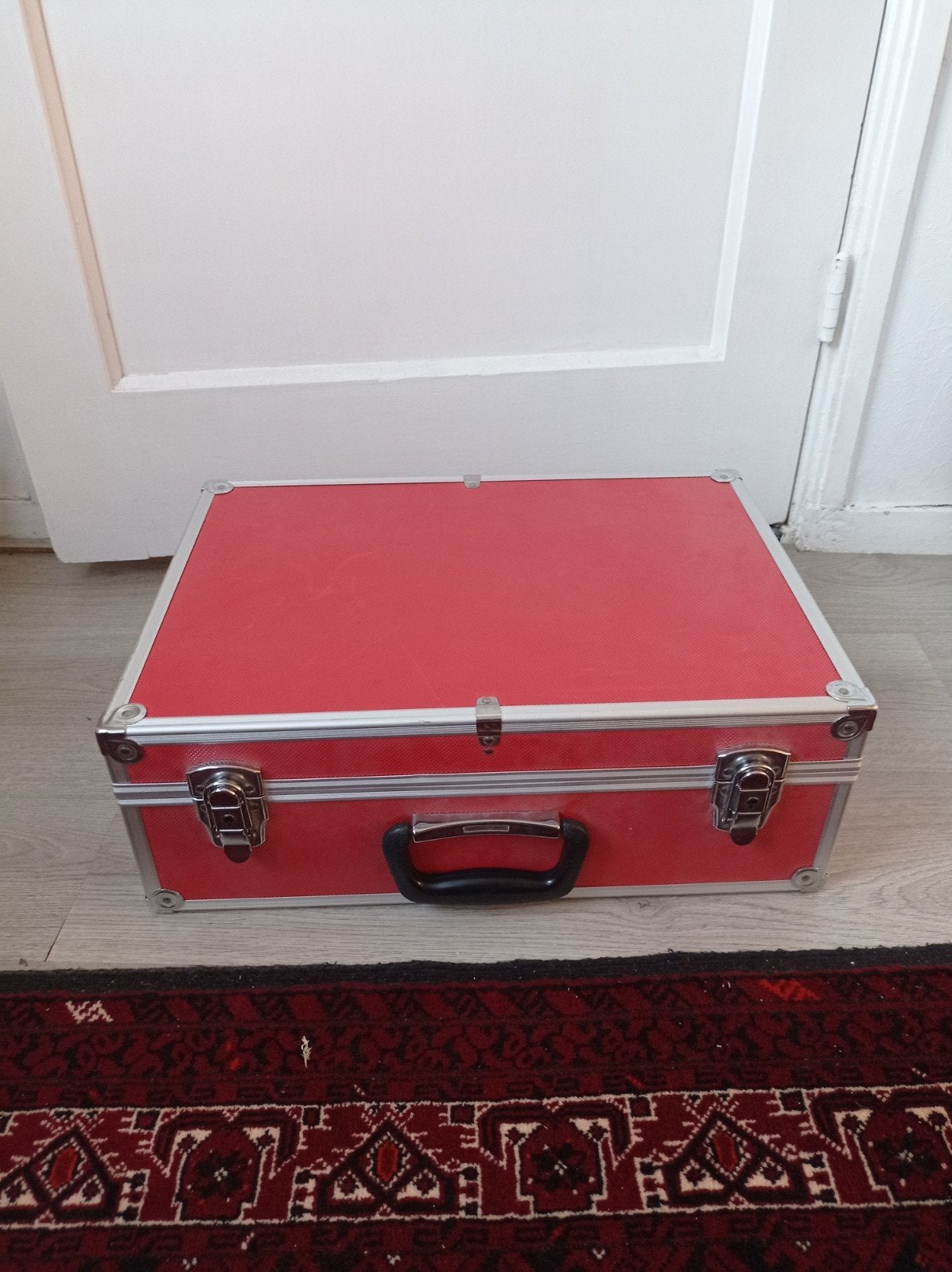 Aluminium koffer 46 x 33 x 16 cm, Sieraden, Tassen en Uiterlijk, Koffers, Ophalen of Verzenden, Metaal, Minder dan 50 cm, Minder dan 35 cm