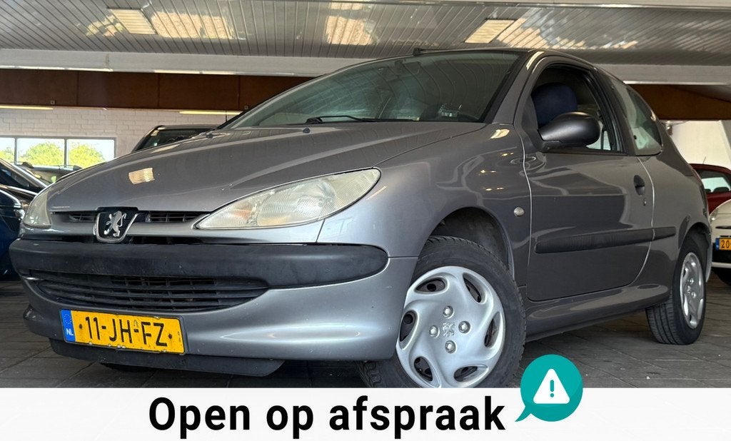 Peugeot 206 1.1 XR|NAP|NweAPK|Elekramen||Scherpeprijs!|Perfe, Auto's, Peugeot, Voorwielaandrijving, Gebruikt, 31 €/maand, 4 cilinders