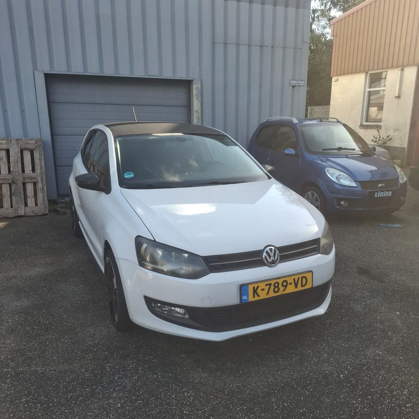 Volkswagen Polo 1.2 6V  2011 Wit gereserveerd tot vrij 2/10, Voorwielaandrijving, Euro 5, 40 €/maand, Zwart