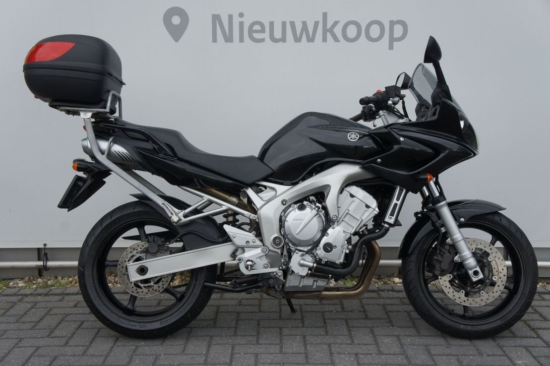 YAMAHA FZ 6 N FAZER (bj 2006) 26,736 km, Motoren, 4 cilinders, Motorrijbewijs A, Bedrijf, Onbekend