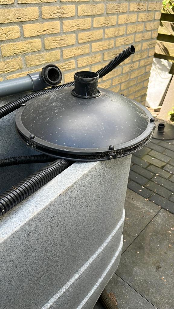 Omgegeerde bodemdrain, Ophalen, Zo goed als nieuw