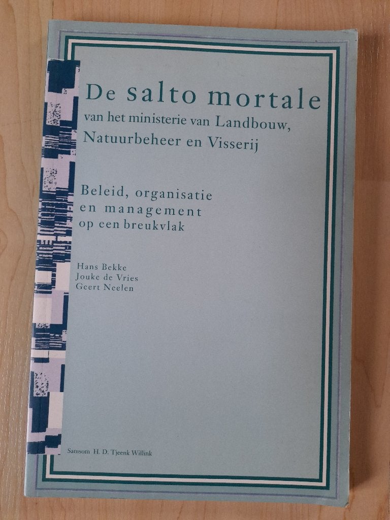 DE SALTO MORTALE VAN HET MINISTERIE VAN LANDBOUW VISSERIJ, Boeken, Ophalen of Verzenden, Zo goed als nieuw