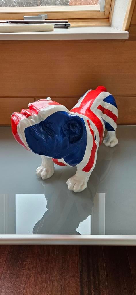 Bulldog beeld met Britse vlag, Ophalen, Zo goed als nieuw