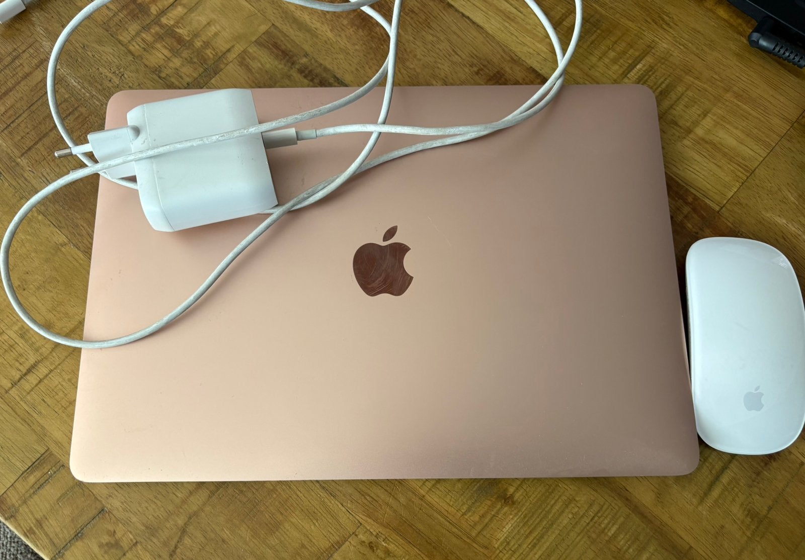 MacBook Air 2018, Ophalen, 13 inch, Minder dan 2 Ghz, Zo goed als nieuw