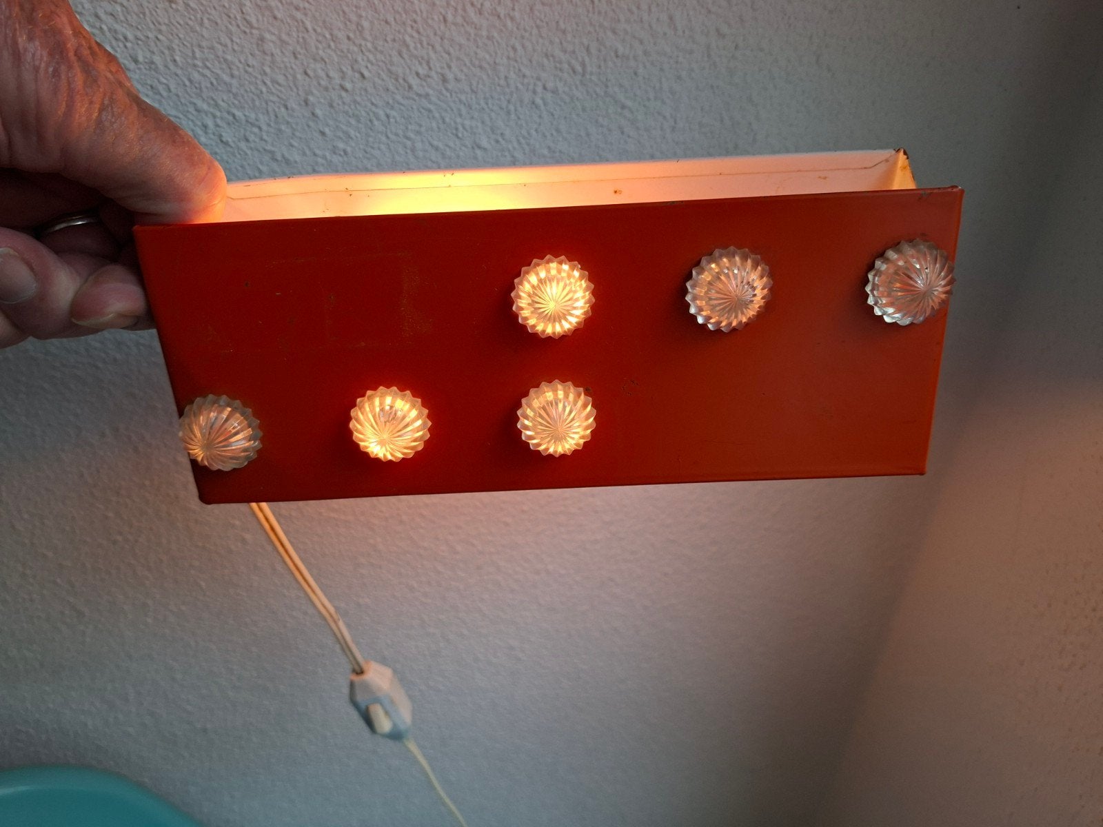 Vintage Oranje Wandlamp met Decoratieve Knoppen, Ophalen of Verzenden