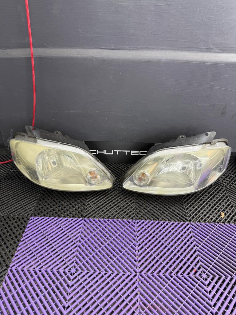 Volkswagen Fox Koplampen Set - 2006 (linker vertoont vocht), Ophalen, Gebruikt, Volkswagen