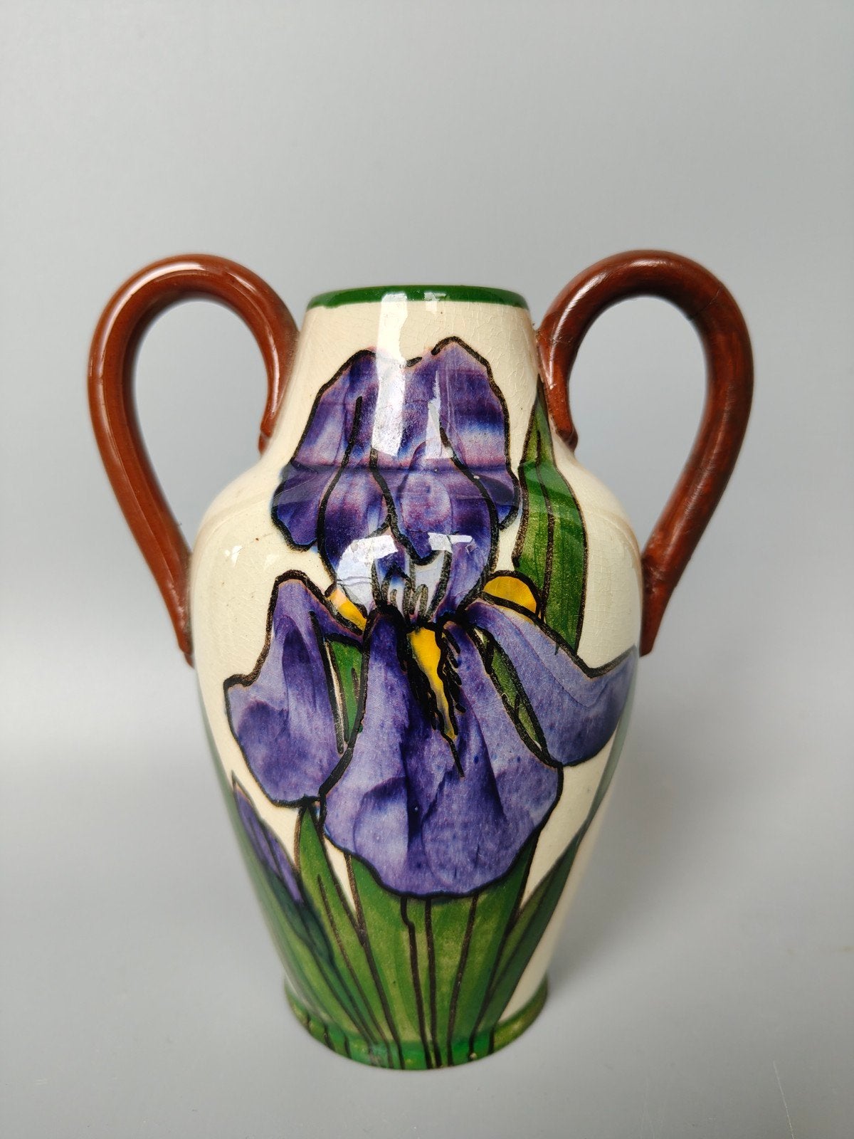 Watcombe pottery, Engels keramiek vaas met Iris ,  gemerkt, Antiek en Kunst, Verzenden