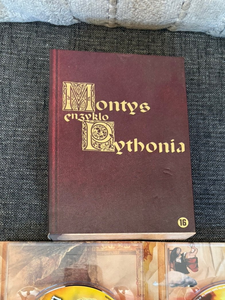Montys Enzyklo Pythonia  !!, Cd's en Dvd's, Alle leeftijden, Ophalen, Zo goed als nieuw, Britse komedie
