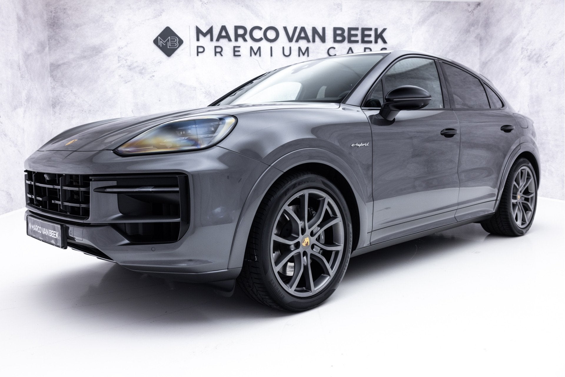 Porsche Cayenne Coupé 3.0 E-Hybrid | SportDesign | Pano | S, Auto's, Automaat, Gebruikt, 2995 cc, 4 stoelen