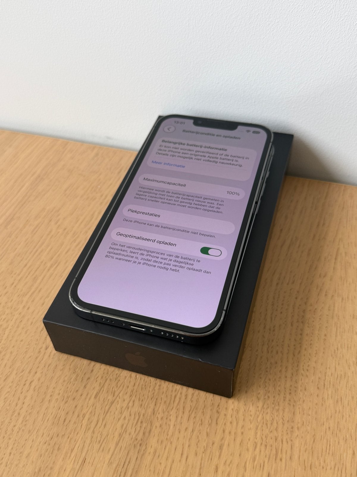 Foto 8 van Apple iPhone 13 Pro - Zo goed als nieuw - 100% batterij