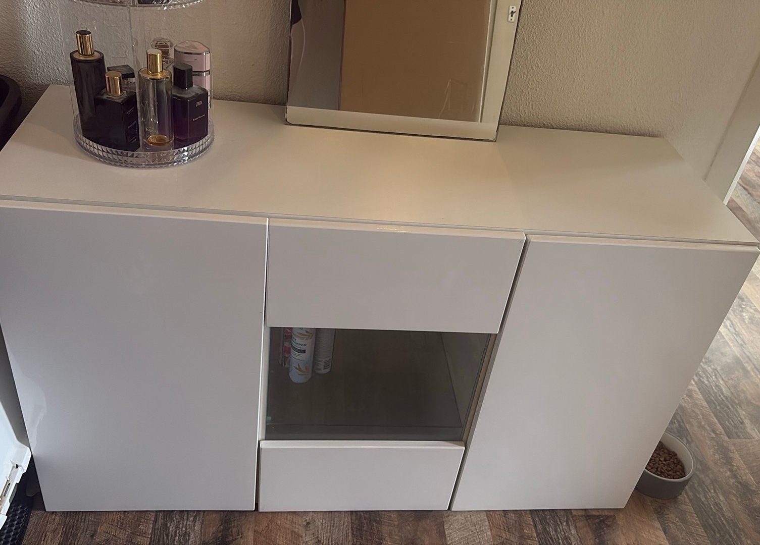 GRATIS witte hoogglans dressoir, Ophalen, 100 tot 150 cm, Minder dan 100 cm, 25 tot 50 cm
