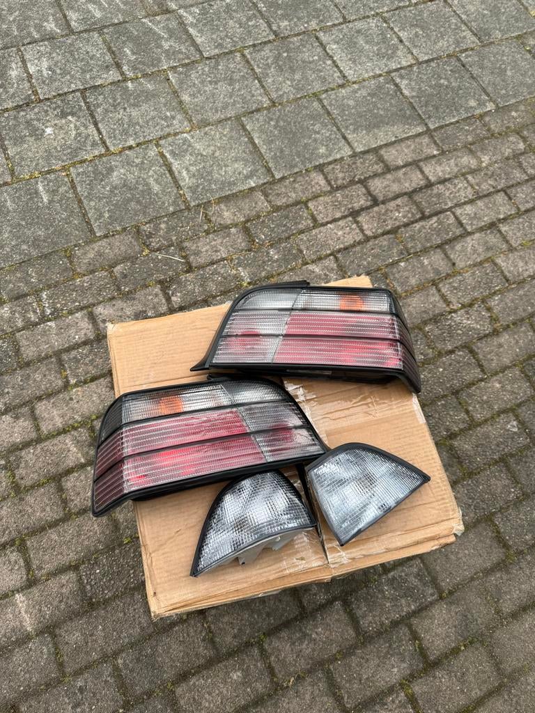 BMW E36 Coupe Cabrio Inpro Look Achterlichten Donker, Auto-onderdelen, Verlichting, Ophalen of Verzenden, Gebruikt, BMW