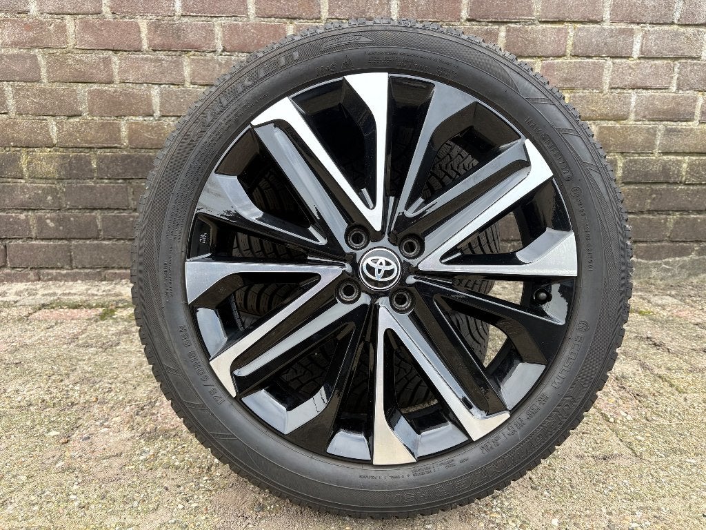 Toyota Aygo X 18 inch winterset 175-60-18, Ophalen, 18 inch, Gebruikt, 175 mm