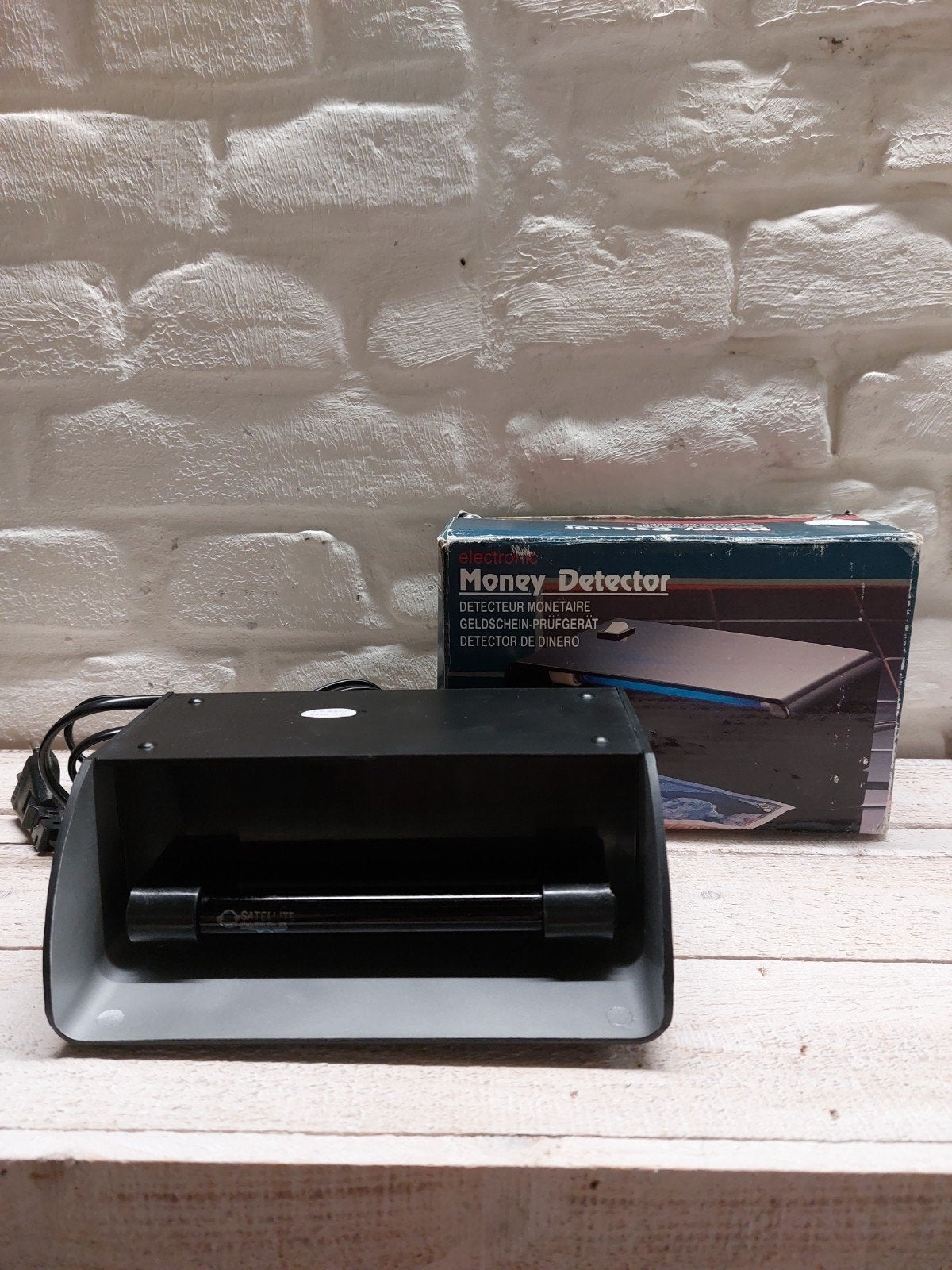 Vintage Money Detector MD-108 - Valsgelddetector met doos, Postzegels en Munten, Munten en Bankbiljetten | Toebehoren, Verzenden