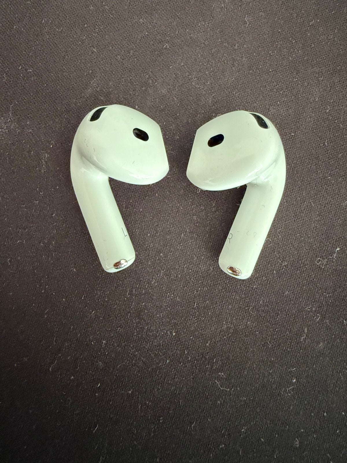 Apple Airpods 4 oortjes defect (willen niet connecten), Audio, Tv en Foto, In-ear, Ophalen of Verzenden, Wit, Draadloos