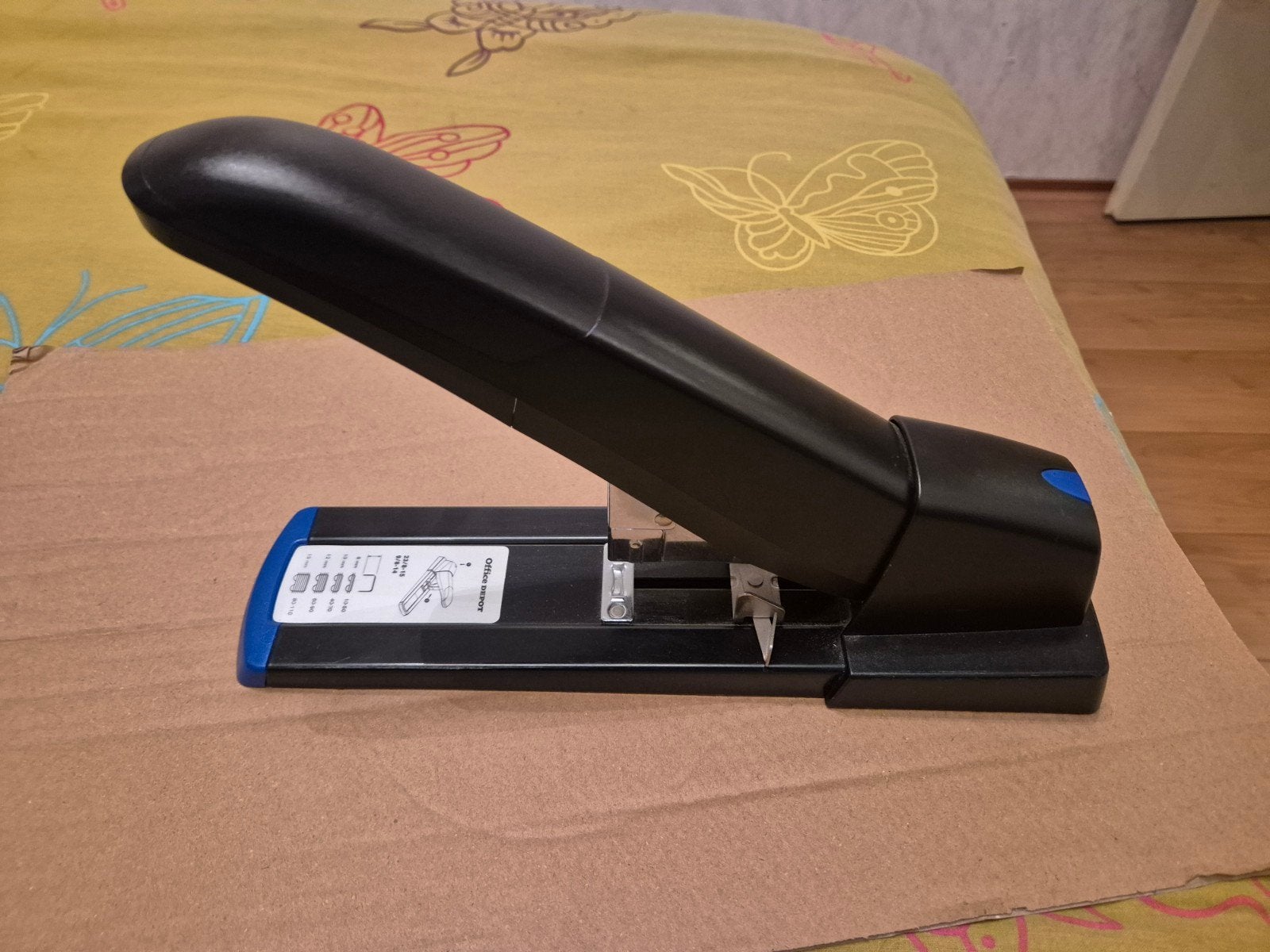 bureau nietmachine, Ophalen of Verzenden, Gebruikt