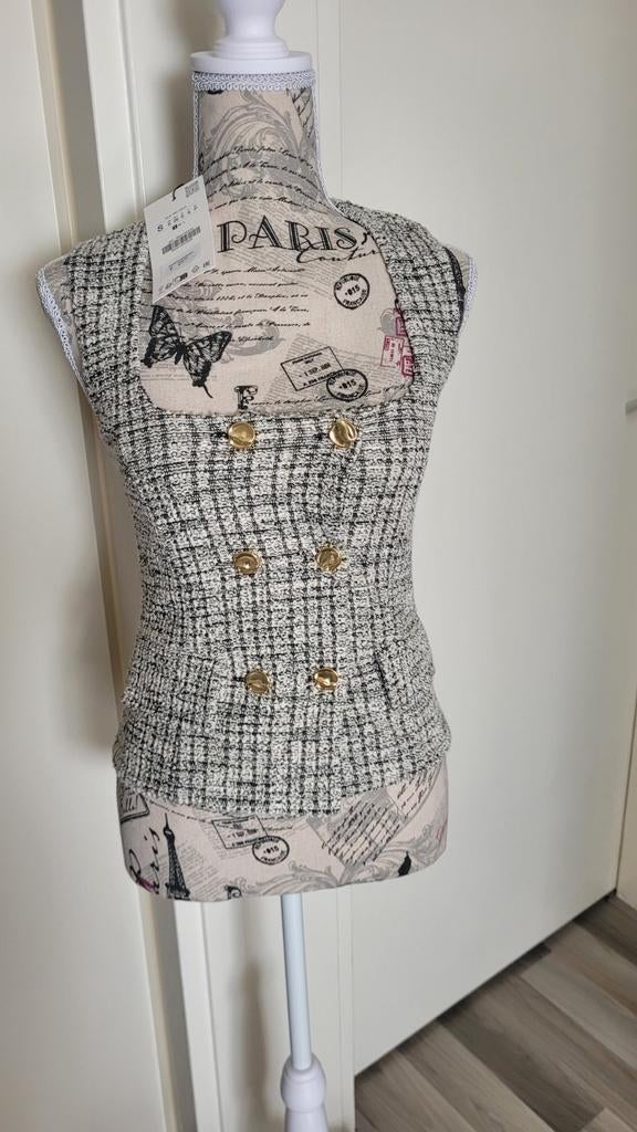 Zara Tweed Top met Gouden Knopen - Maat S, Kleding | Dames, Tops, Nieuw, Maat 36 (S), Zwart, Zonder mouw, Ophalen of Verzenden