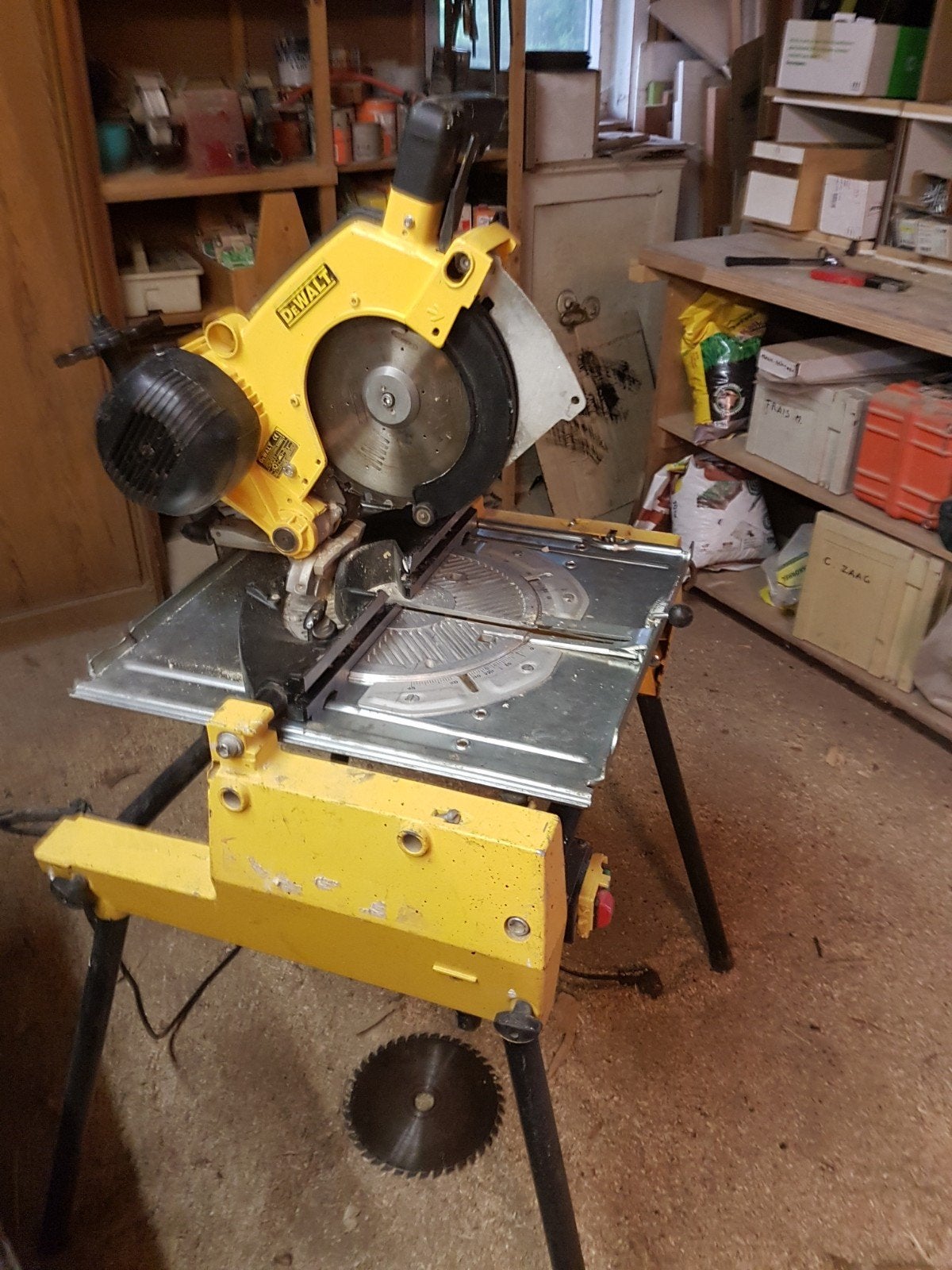 DeWalt Afkortzaag/Tafelzaag - Krachtig en Veelzijdig, Gebruikt, DeWalt, 70 mm of meer, Ophalen of Verzenden