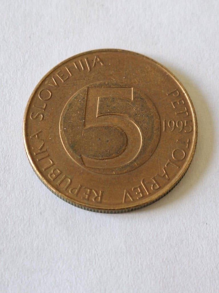 2 munten Slovenië 1995-2005, Ophalen of Verzenden, Overige landen, Losse munt
