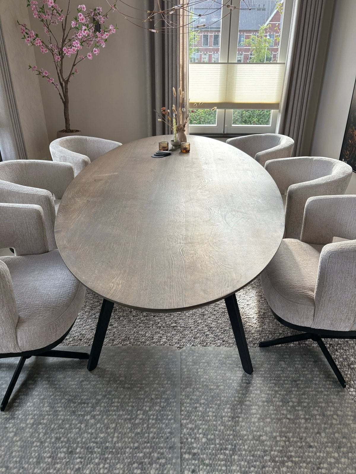 Ovale eettafel 2,80 van eikenhout met zwart metalen poten, Huis en Inrichting, Tafels | Eettafels, Ophalen, 100 tot 150 cm, Eikenhout