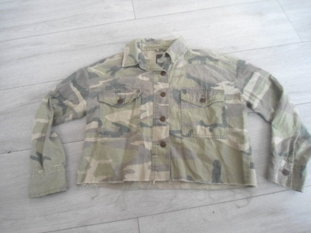 NIEUWSTAAT! Vintage jasje - crop model; maat 2XS, Ophalen of Verzenden, Zo goed als nieuw, Jasje, Maat 34 (XS) of kleiner