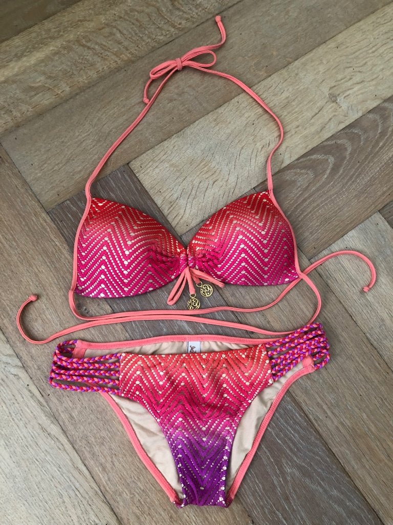 luli fama gold fuchsia bandeau bikiniset bikini | m, Kleding | Dames, Badmode en Zwemkleding, Verzenden, Nieuw, Paars, Bikini