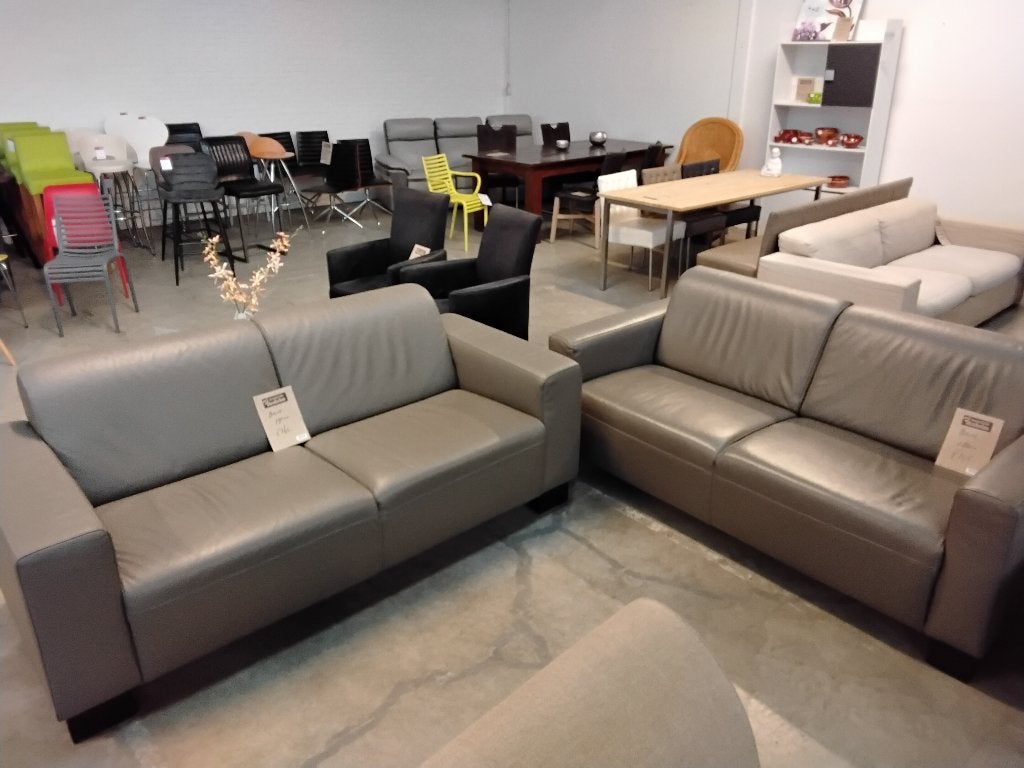 Bank, leer, 180 cm voor 145=. Mooi! Second Life Wolvega!, Huis en Inrichting, Banken | Bankstellen, Ophalen, Gebruikt, 150 tot 200 cm