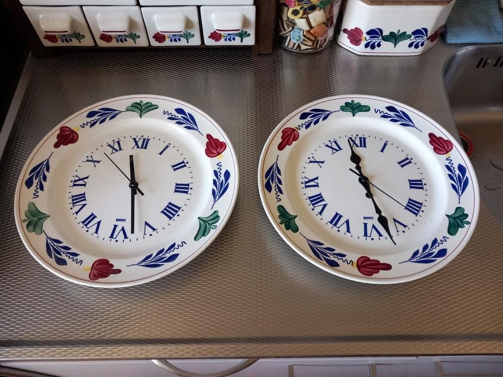 Boerenbond klokken, met nieuw quartz uurwerk. €30,-- p/st., Huis en Inrichting, Keuken | Servies, Overige typen, Ophalen of Verzenden