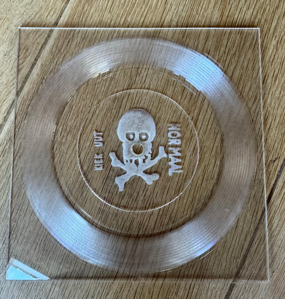 Normaal - Kiek uut single, 7 inch, Single, Ophalen of Verzenden, Zo goed als nieuw
