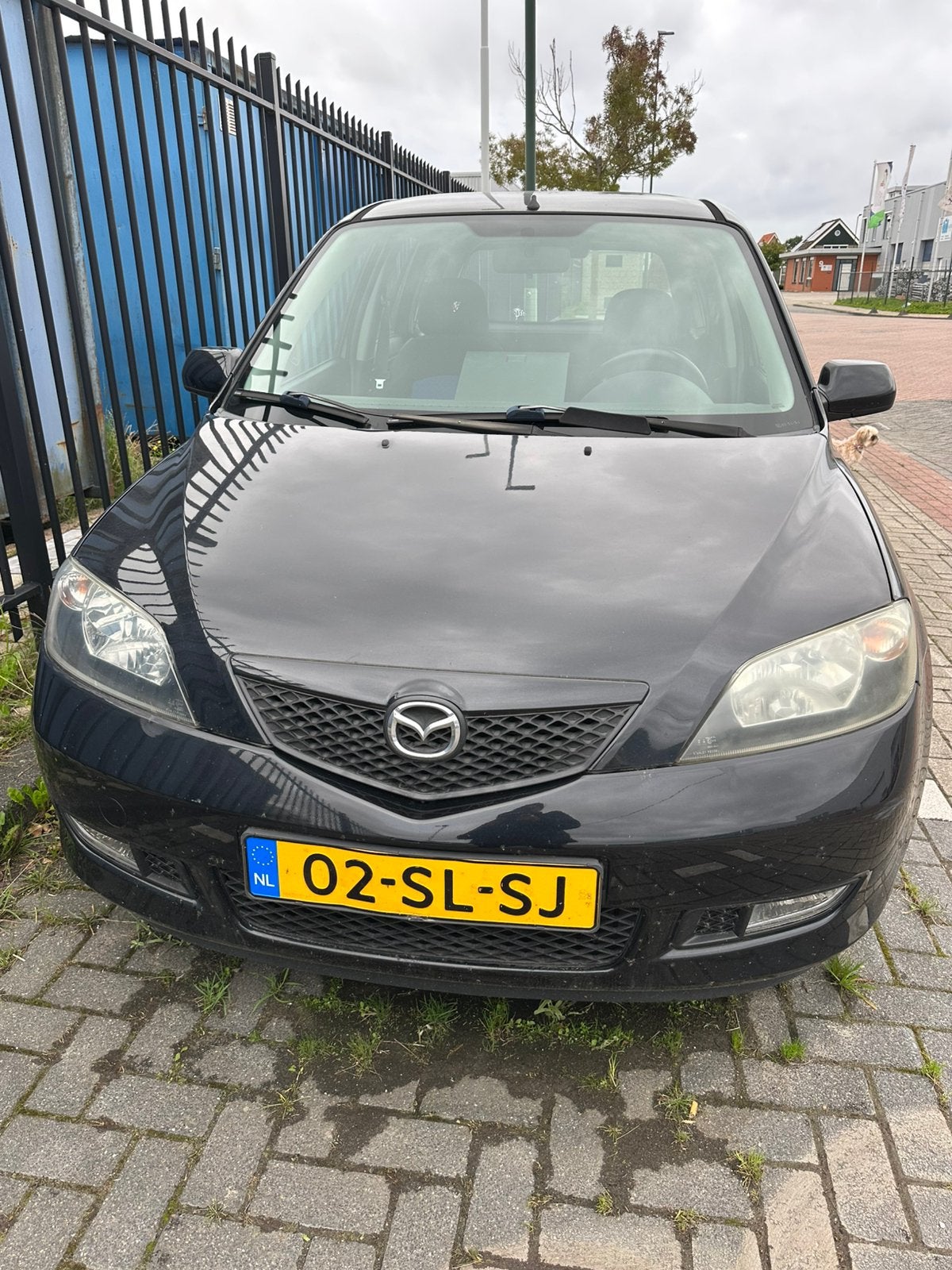 Mazda 2 1.4 16V 2006 Zwart, Auto's, Voorwielaandrijving, 15 km/l, 4 cilinders, Zwart
