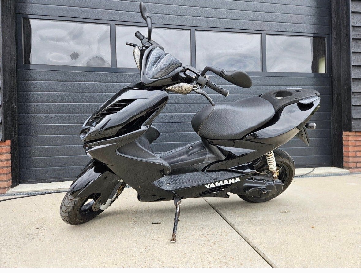 Yamaha Aerox Scooter - Zwart, Goed Onderhouden, Fietsen en Brommers, Scooters | Yamaha, Tweetakt, Gebruikt, Aerox, Maximaal 45 km/u