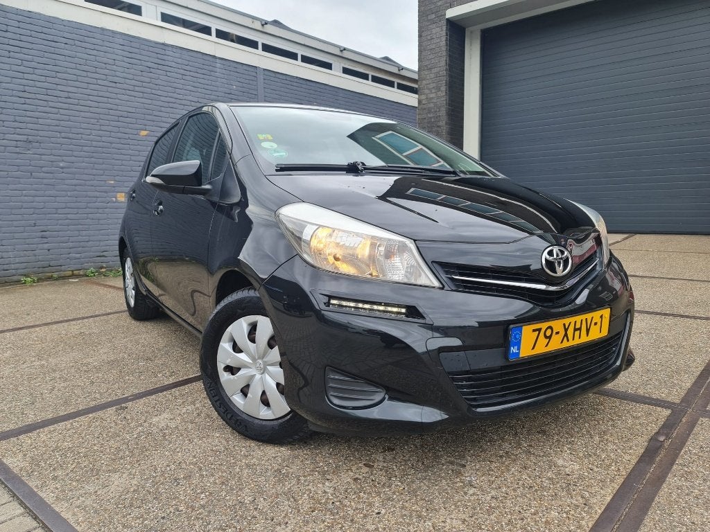 Toyota Yaris  5DR 2012van 1e eigenaar dealer OH NL-auto✅️, 527 kg, 40 €/maand, Zwart, Origineel Nederlands