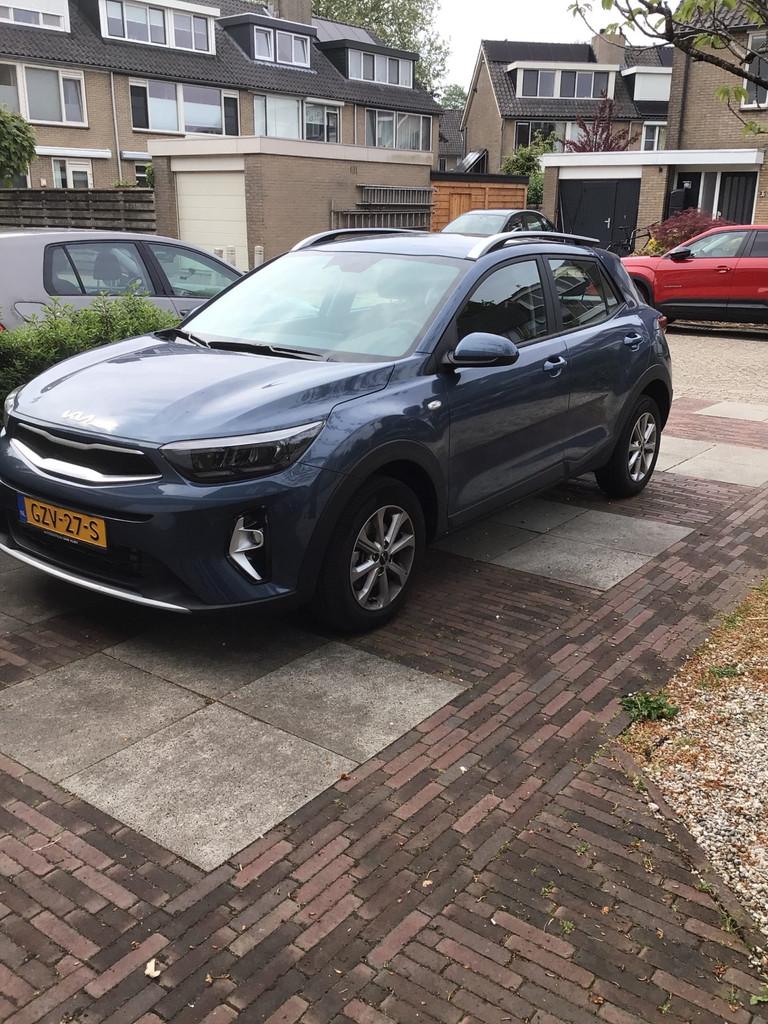 Kia KIA Stonic (Private Lease Overname), Metallic lak, Overige brandstoffen, Bedrijf, Stonic