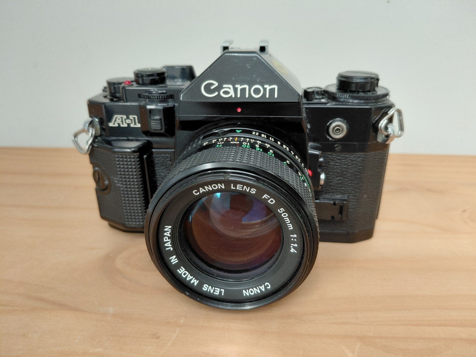 Canon A-1 izgst: +service + nieuwe seals, Ophalen of Verzenden, Refurbished, Spiegelreflex, Canon
