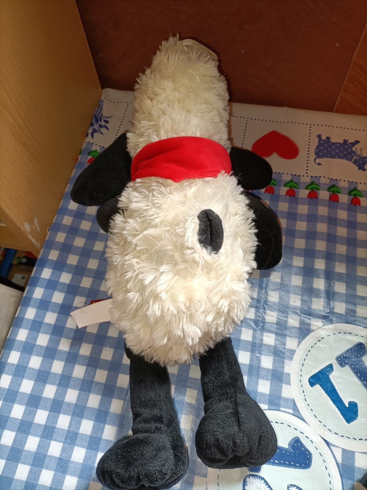Shaun de schaap knuffel 38 cm groot gemeten met poten, Ophalen of Verzenden, Zo goed als nieuw, Overige typen