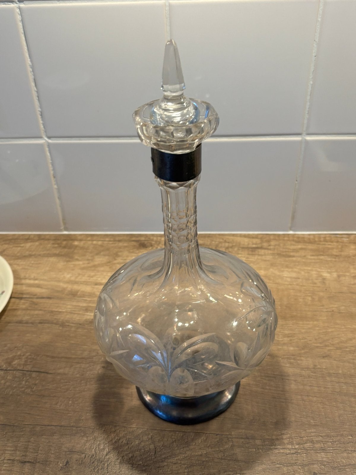 Antieke karaf met verzilverde voet en stop, Antiek en Kunst, Ophalen of Verzenden