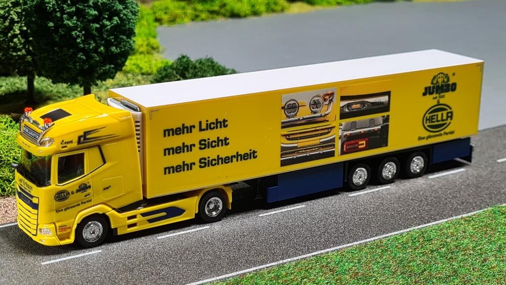 039 Herpa Heide-Logistik / Hella Daf XG+ trekker koeltrailer, Ophalen of Verzenden, Nieuw, Bus of Vrachtwagen, Herpa