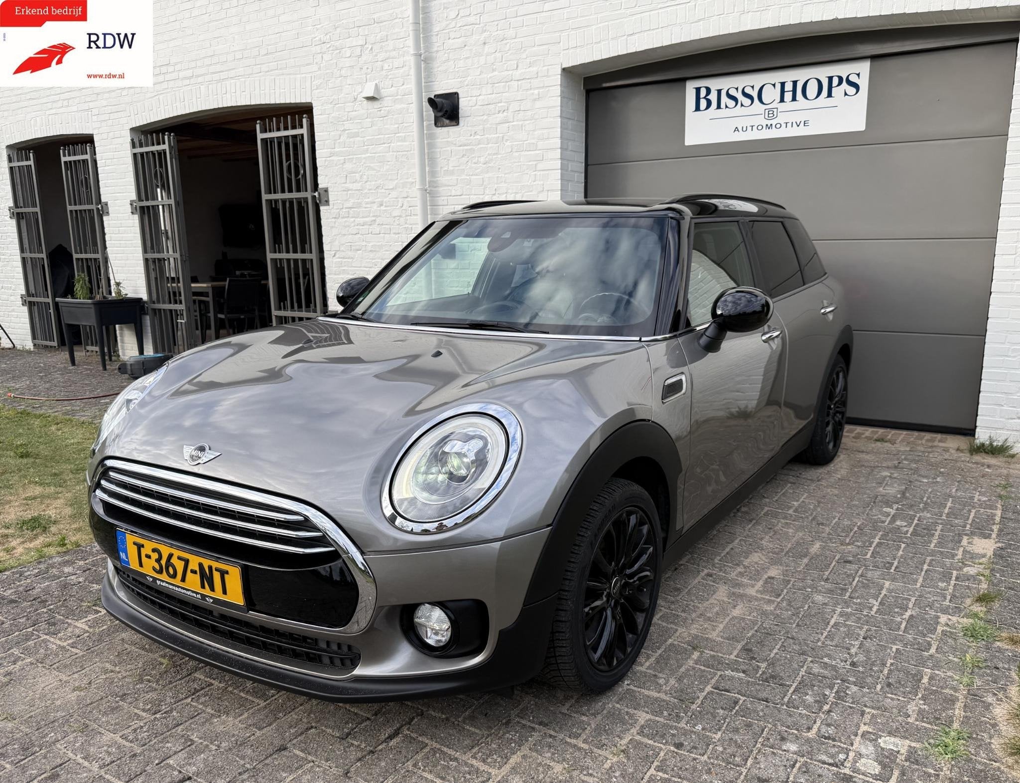 MINI Clubman 1.5 Cooper Chili Serious Business VOL! Chesterf, Voorwielaandrijving, 136 pk, Gebruikt, Leder