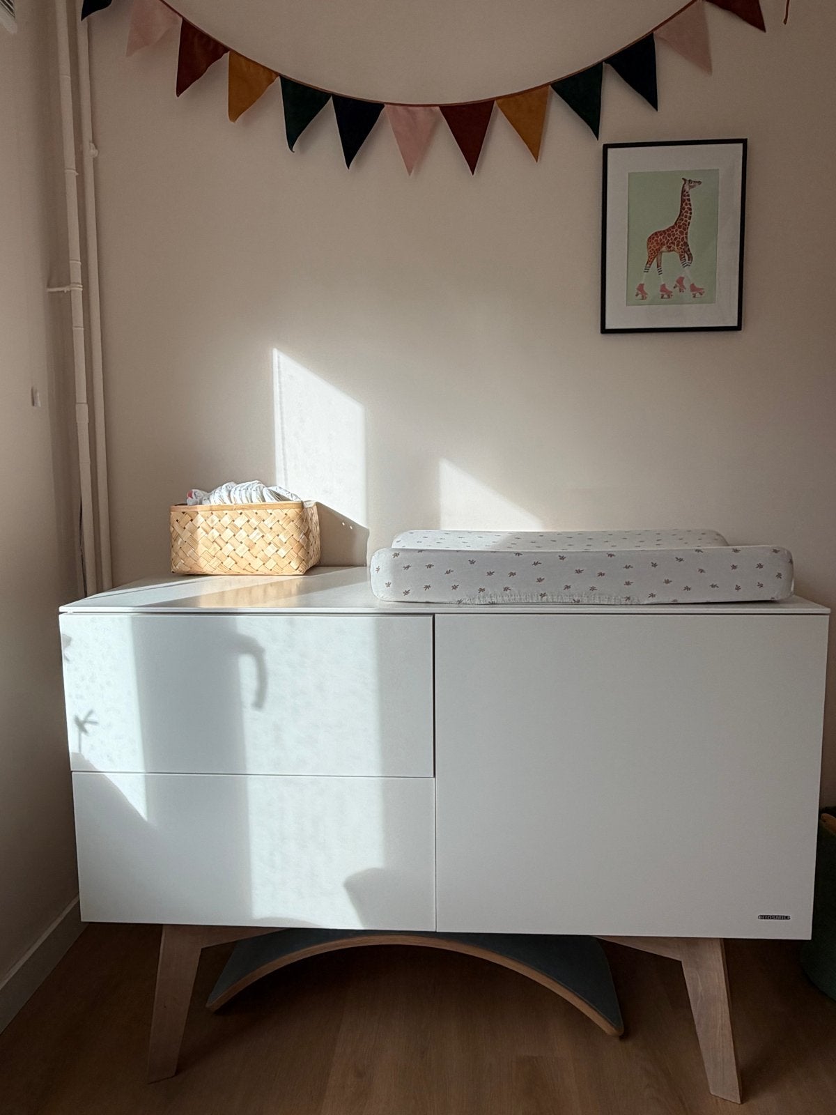 Kidsmill Sixties babykamer - Ledikant, Commode, peuterzijde, Eenpersoons, Wit, Ophalen of Verzenden, Overige maten