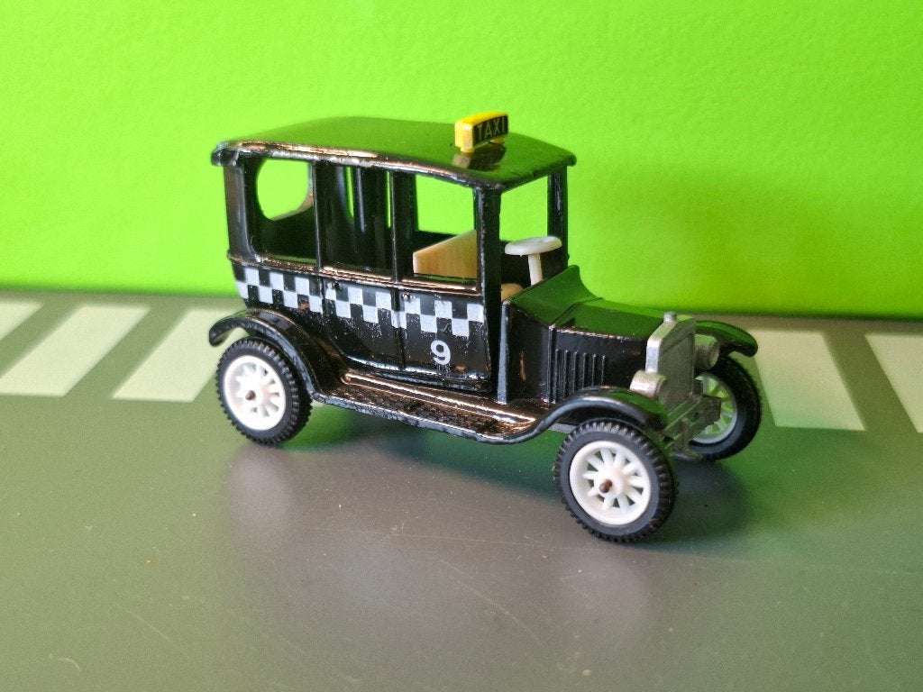 EFSI - 1919 T-Ford Taxi [zwart] 1/65, Hobby en Vrije tijd, Modelauto's | Overige schalen, Ophalen of Verzenden, Gebruikt, Auto