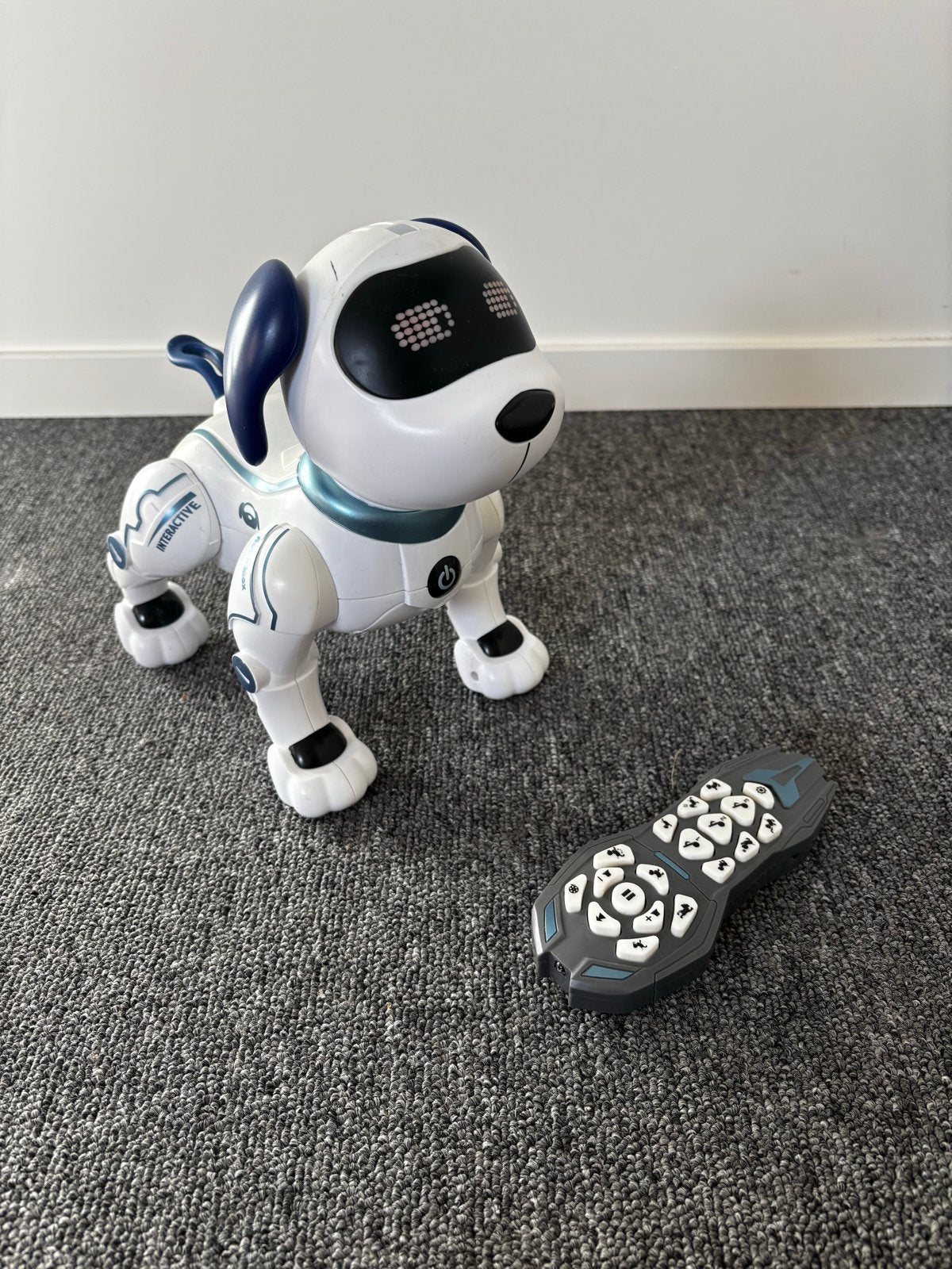 Interactieve Robot Hond met Afstandsbediening, Ophalen of Verzenden, Zo goed als nieuw, Jongen of Meisje