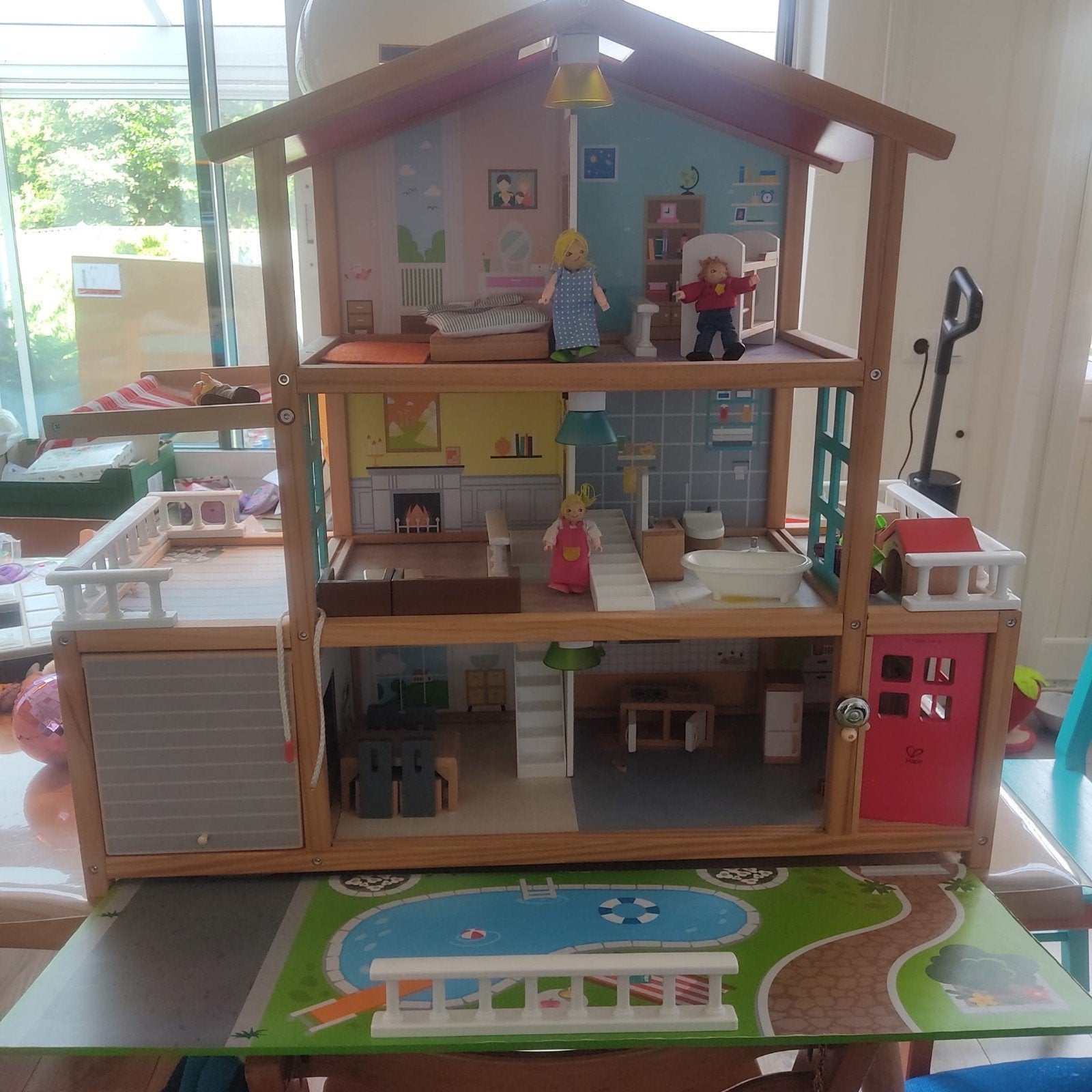 Groot Houten Poppenhuis met Meubels - 80x65x30 cm, Kinderen en Baby's, Speelgoed | Poppen, Ophalen