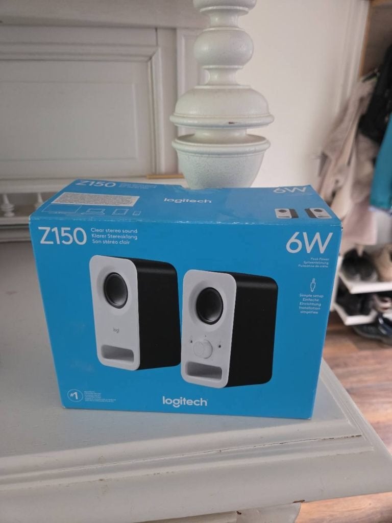 Logitech Z150 speakers wit – enkele weken gebruikt, Computers en Software, Ophalen, Gebruikt, Audiokanaal 2