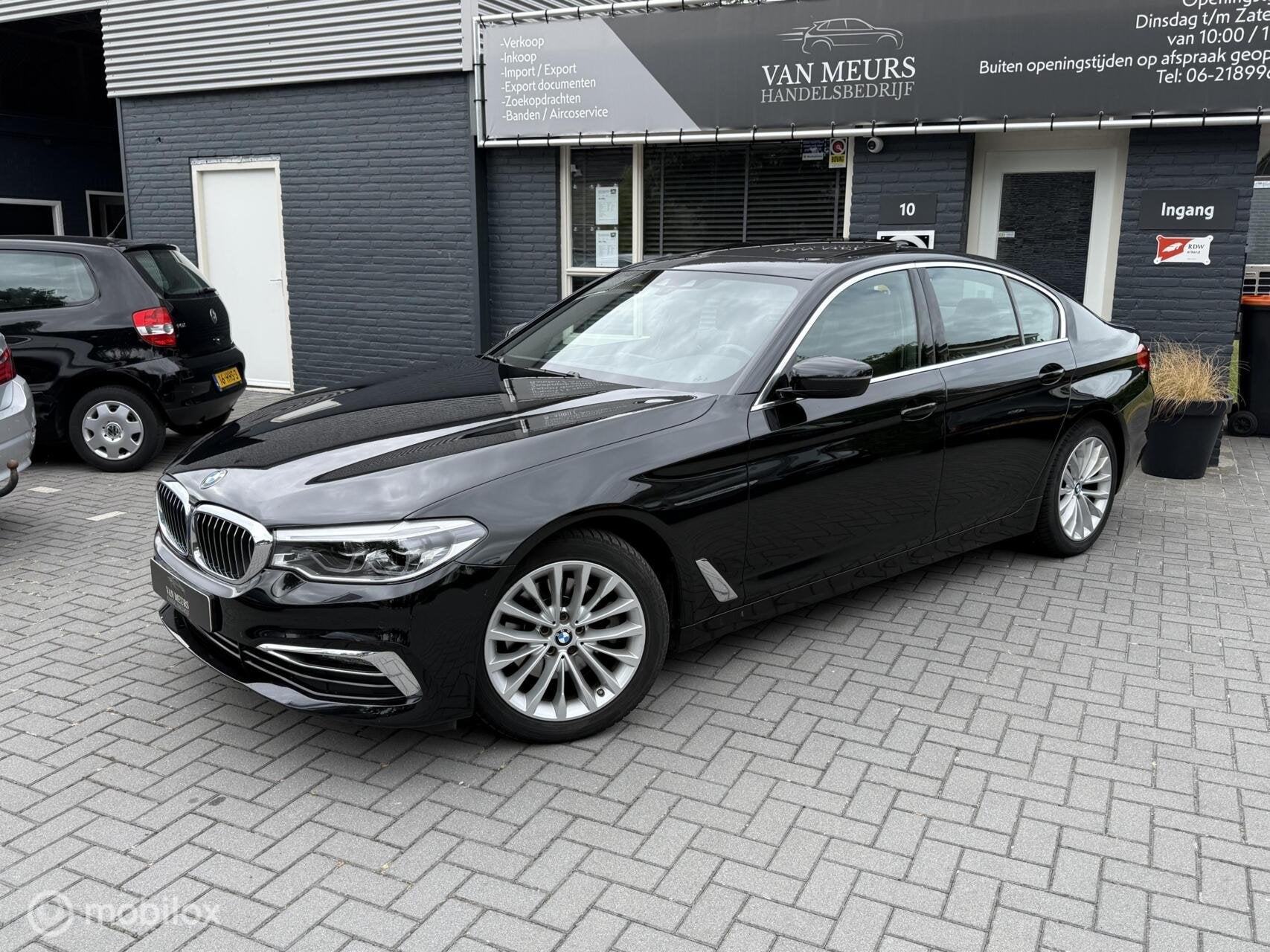 BMW 5-serie 520i Corporate Lease High Executive Automaat, le, Auto's, Automaat, 1998 cc, Achterwielaandrijving, Gebruikt