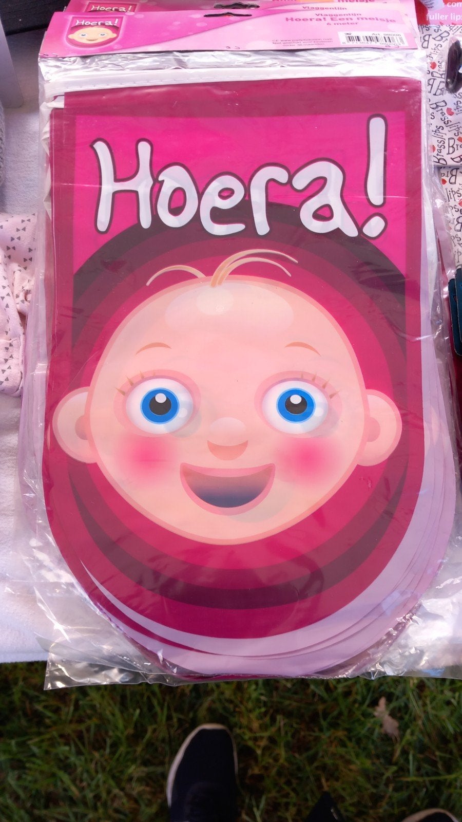 vlaggen hoera een meisje geboren, Verzenden