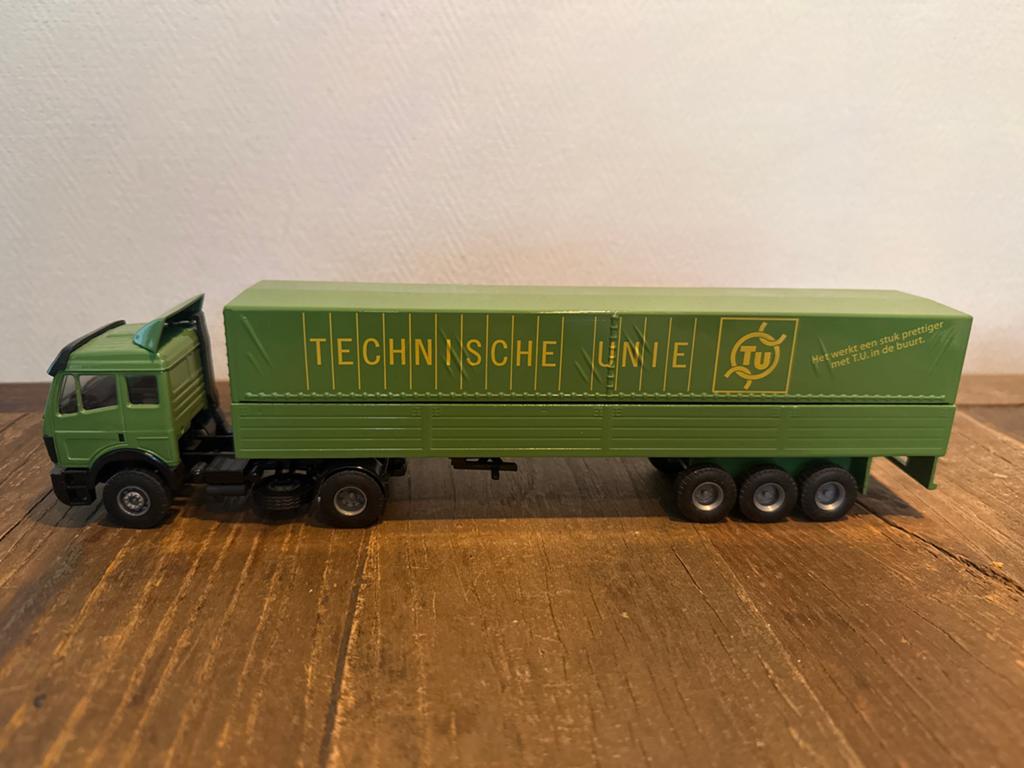 Lion Toys - Mercedes Modelvrachtwagen Technische Unie, Hobby en Vrije tijd, Ophalen of Verzenden, Zo goed als nieuw