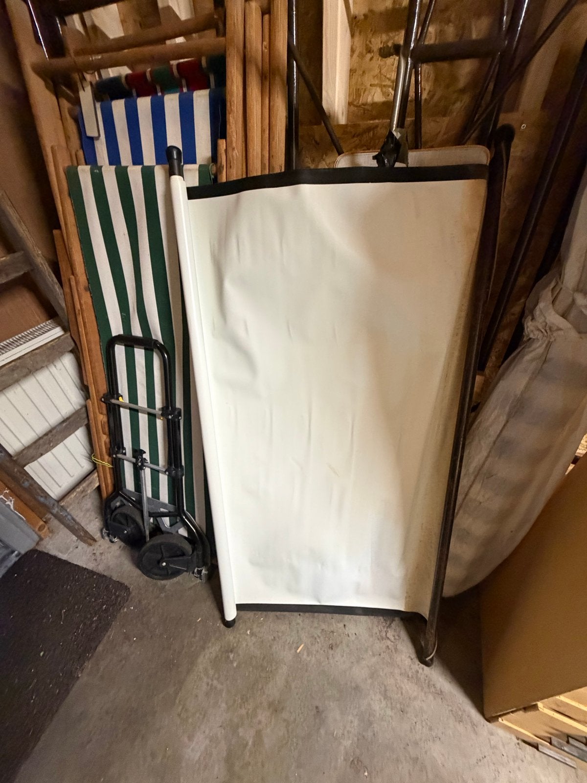 GRATIS retro tafel voor film en dia projecter plus scherm, Ophalen, Gebruikt